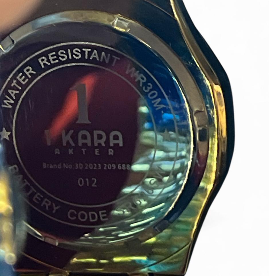 1Kara Blauwal